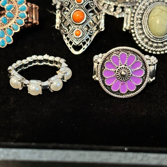 Paparazzi Stretch Rings Lot of 10 rings!!  Lot#7 - Picture 7 of 8